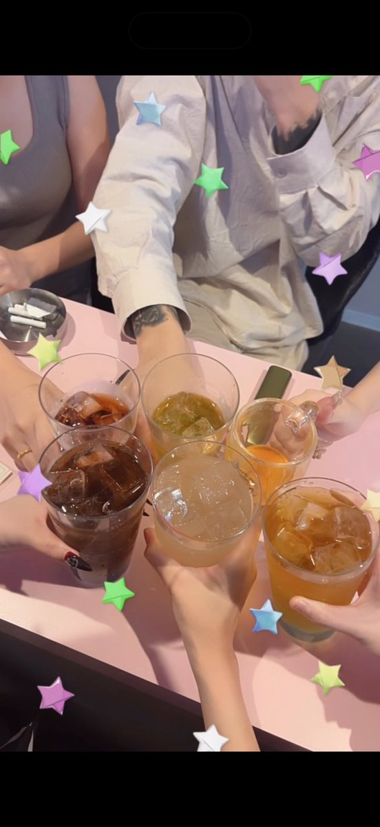 mia_parfun's tweet photo. おきゅおわしてます！もちぱふゅさま²、れいぱふゅさま、はじめましてさん²ありがとうございました🥹🌟いつもましてのもちぱふゅさま、今日も楽しく話せて最高でした> ·̫ <　はじめましてのれいぱふゅさま、新参者にも優しくて神でした❕今日はななさんが着付けしてくれました…ほんま愛😿💗 https://t.co/YXZlotaCBr