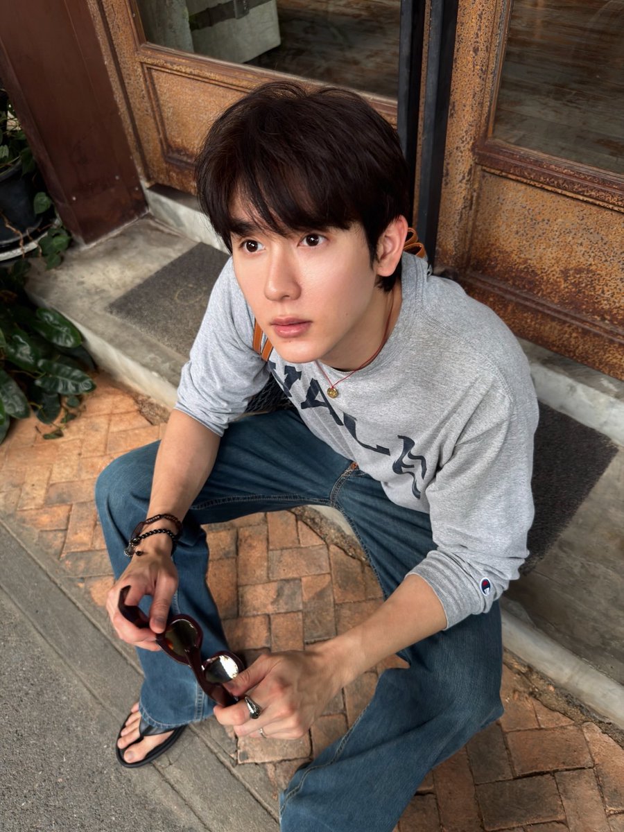 민 tweet media