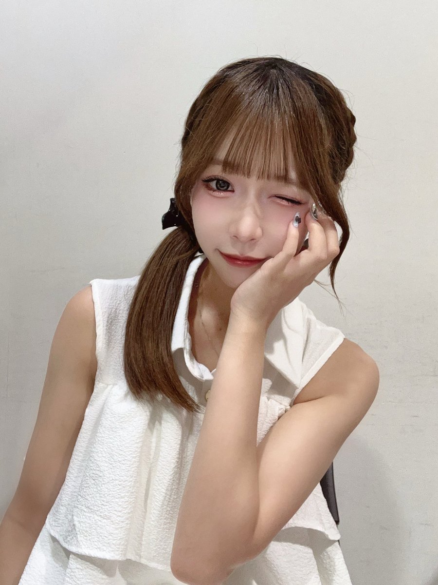 m____12y's tweet photo. 私服特典会だったよ🥺どう〜？♡

ALT https://t.co/4fgZprQ8XJ