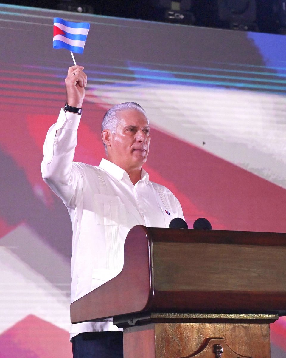 RMVillaClara1's tweet photo. Siempre en 26, como dijo el poeta "Ya estamos en combate" y continuamos como #RaúlEsRaúl, con el pie en el estribo. Cada día haremos patria 
#CubaEstáFirme 
@CentralEjercito 
@RMVillaClara1 https://t.co/nCGTDodLPa