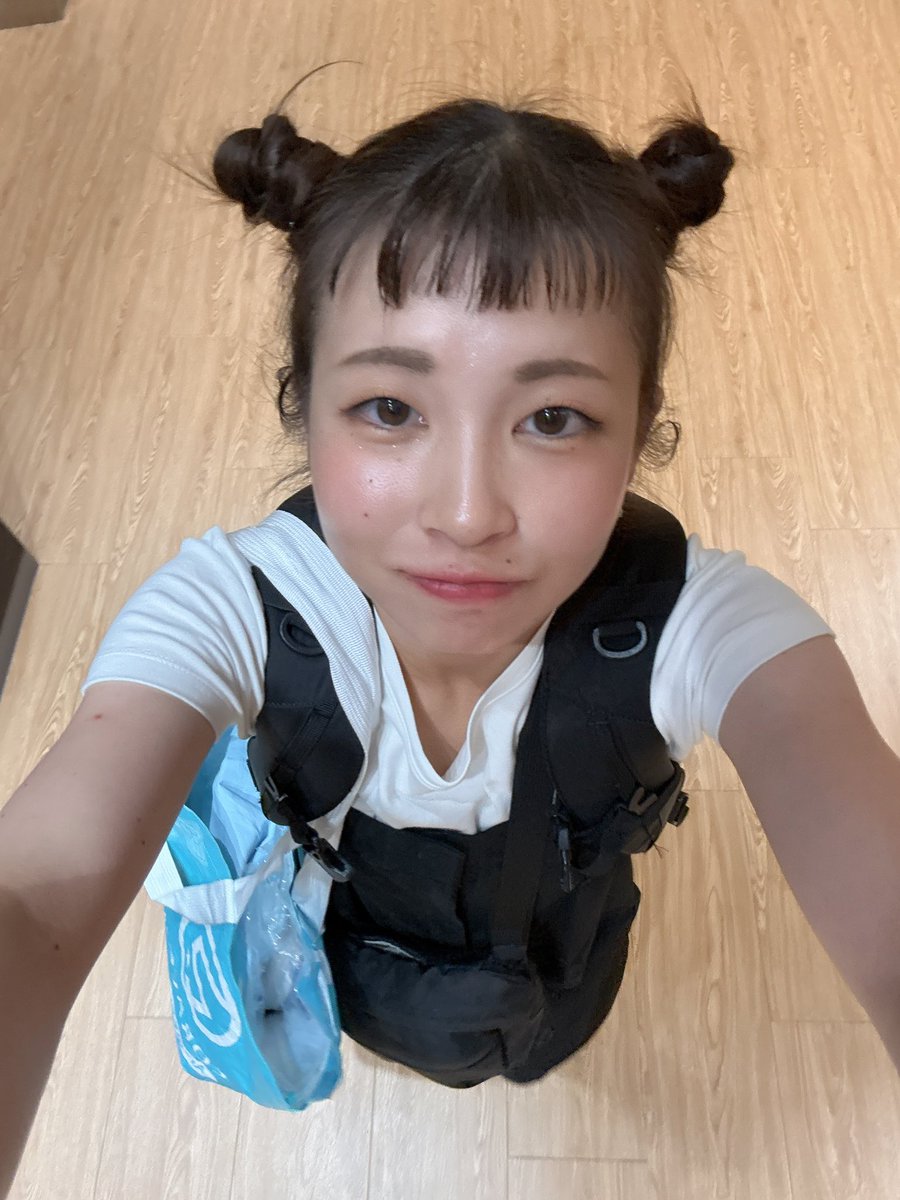 __auy's tweet photo. 本日前半通し‼️

こーれーはー🫣
まだまだいける気がする✨

後半に向けてしっかり加速🔥
かつ丁寧に楽しく遊んでいこう🧚🏻‍♀️

オン眉ゆあぴのご予約はコチラ🙌🏻
https://t.co/KmI2LyytWz https://t.co/3cz1xMfj0w