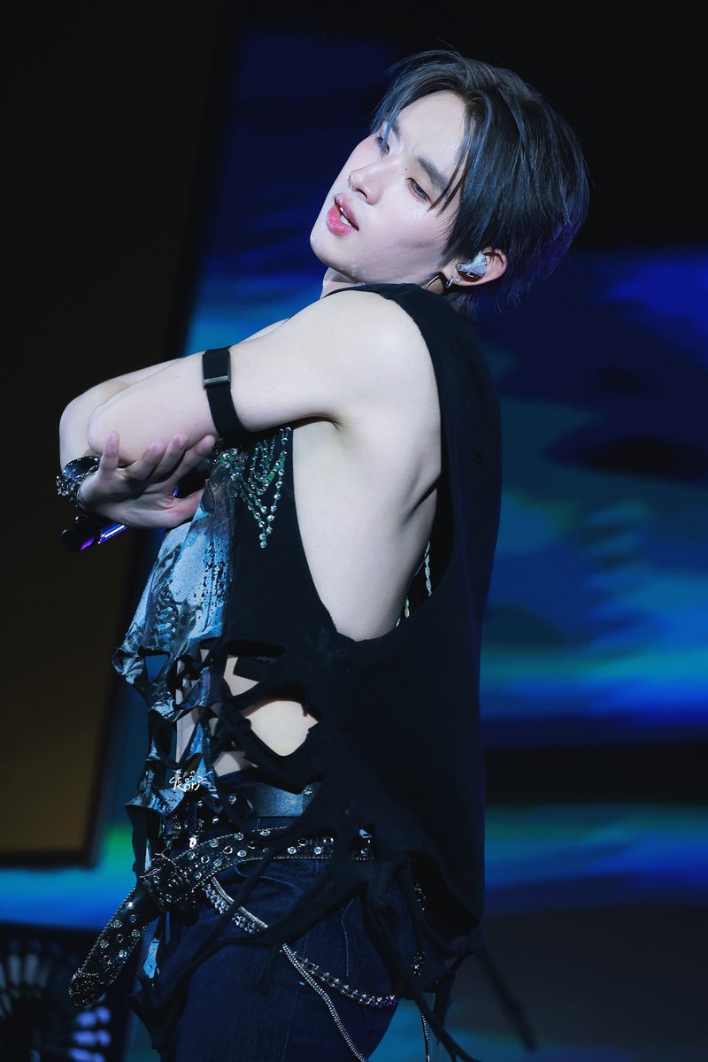 _pjsaturns's tweet photo. คัมแบคแบบสมศักดิ์ศรีมาก สวยมากน้อง ฮื่ออออออออ สวยมากๆๆๆๆ จริตจะก้าน หัวแถว อันดับเฮลโหล พี่ให้เทอหมดทั้งหมดที่มีเลยน้อง สวยว่ะ เฮียหวงจะตรายละหมวย( t ㅡ t ) 🤲🏻🤲🏻🤲🏻🤲🏻 https://t.co/rphZJu31Zq