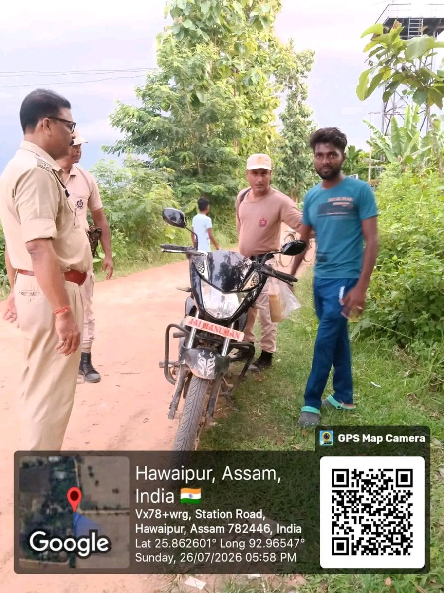 hamren_police's tweet photo. Heightened Naka checks across West Karbi Anglong — strict vehicle screening ahead of Independence Day to keep our community safe.
@assampolice 
@DGPAssamPolice https://t.co/ljSazfLxS5