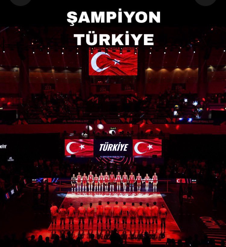 Murat1907341's tweet photo. 🇹🇷🇹🇷🇹🇷 Şampiyon Türkiye 🇹🇷🇹🇷🇹🇷

Tebrikler Atamın Kızlarına 🇹🇷💪

#FileninSultanları https://t.co/RBcawXiE4N