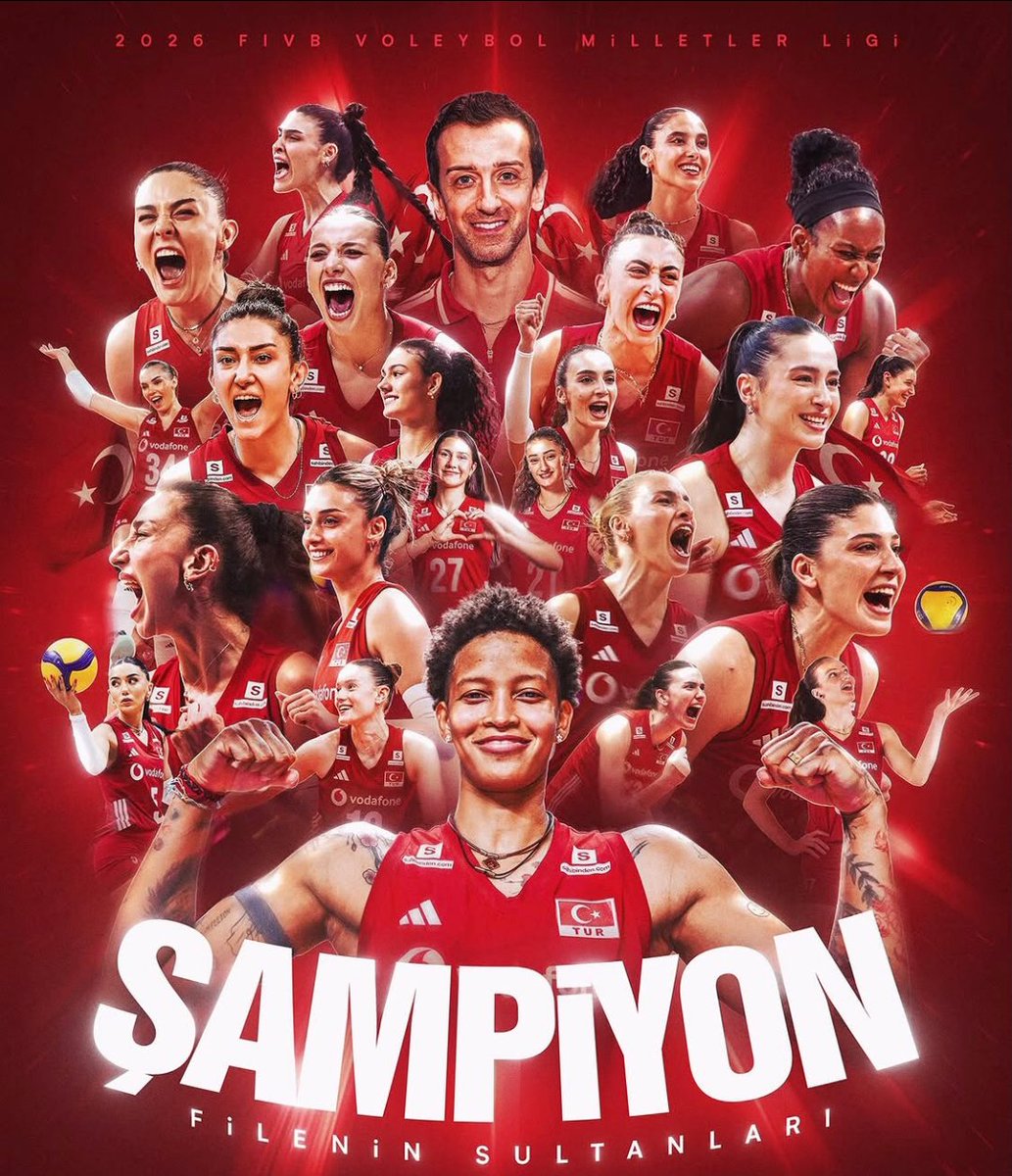 whiskychocalate's tweet photo. Annee kızlar şampiyon oldu, gördün mü ordan ❤
#FileninSultanları 
#VNL
#BizVoleybolÜlkesiyiz 
#şampiyon https://t.co/CvLdZgmZkh