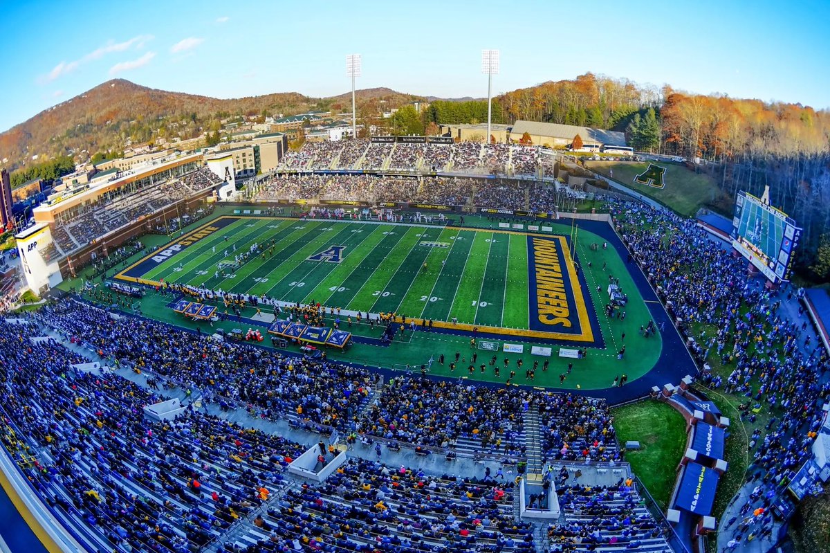 FCRecruits's tweet photo. Let’s Discuss Recruiting‼️

Playmakers In The C/o 27, 28, 29 &amp; 30! If You Are Interested In Being Recruited By App State ( @AppState_FB ) COMMENT film &amp; DM us. We Are Sending Over Playmakers For Evaluation.

PARENTS &amp; COACHES SEND FILM!!!

#TheHome🏭 https://t.co/qwizkcya1r