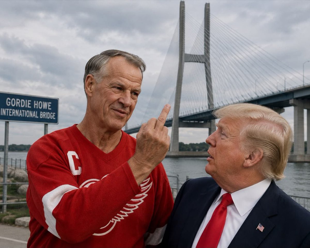 Gianl1974's tweet photo. The bird is the word, you fuc*ing turd! https://t.co/ye2cPygKz4