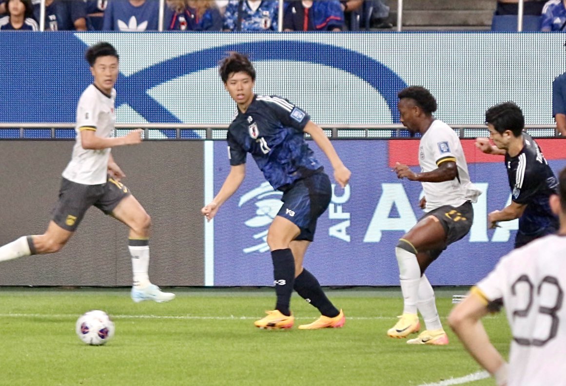 kuusoccer7's tweet photo. SAMURAI BLUE🇯🇵試合振り返り
🔹2024.9.5
vs 中国代表@埼玉スタジアム

後半🔥

#サッカー日本代表 #SAMURAIBLUE #高井幸大 #伊東純也 #谷口彰悟 https://t.co/gb4skzrzby