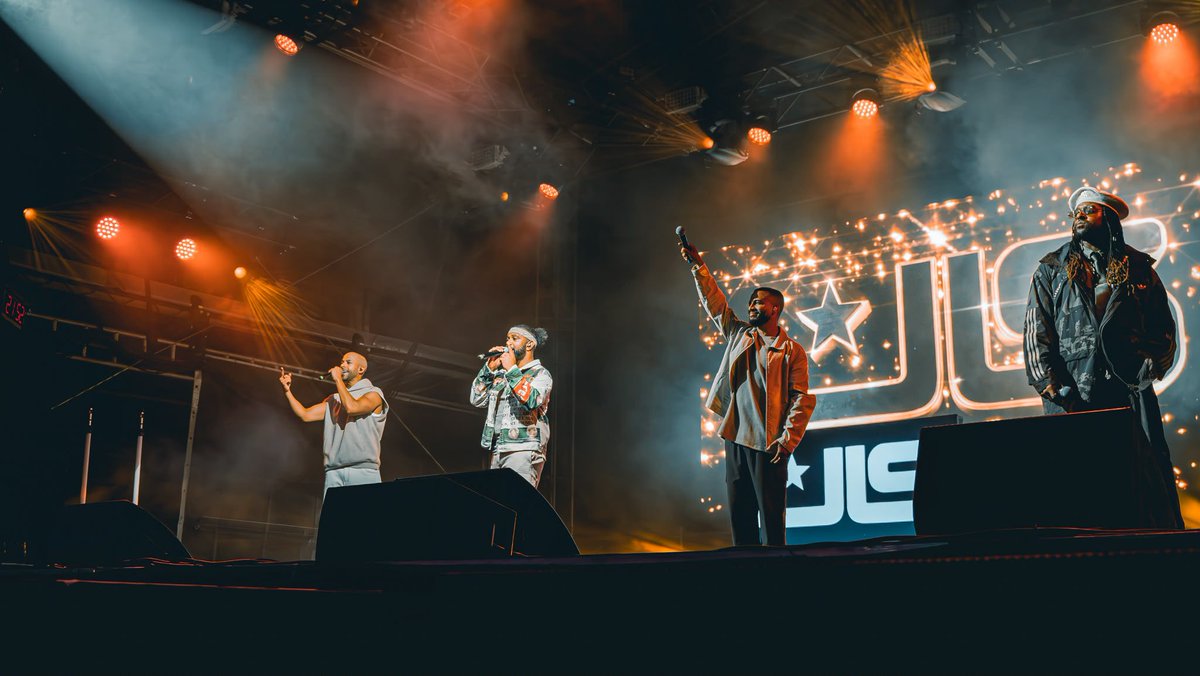 JLSOfficial's tweet photo. Can’t believe we’re already halfway through our shows this summer! Thanks to everyone who’s come out to see us so far. See you tonight Hitchin 💛💚❤️💙 https://t.co/tyzlvzULvj