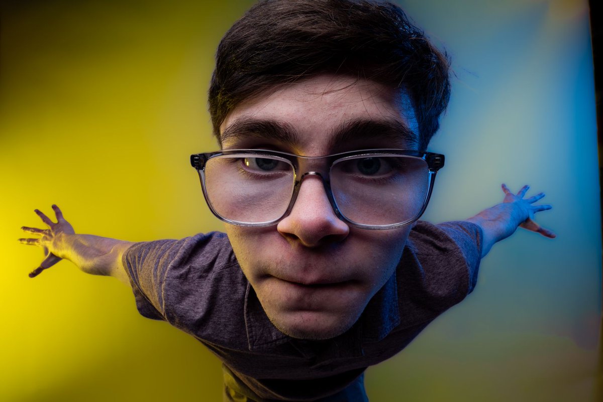 DexterBuscmleq's tweet photo. 🦻 https://t.co/kqA2sYkOxY