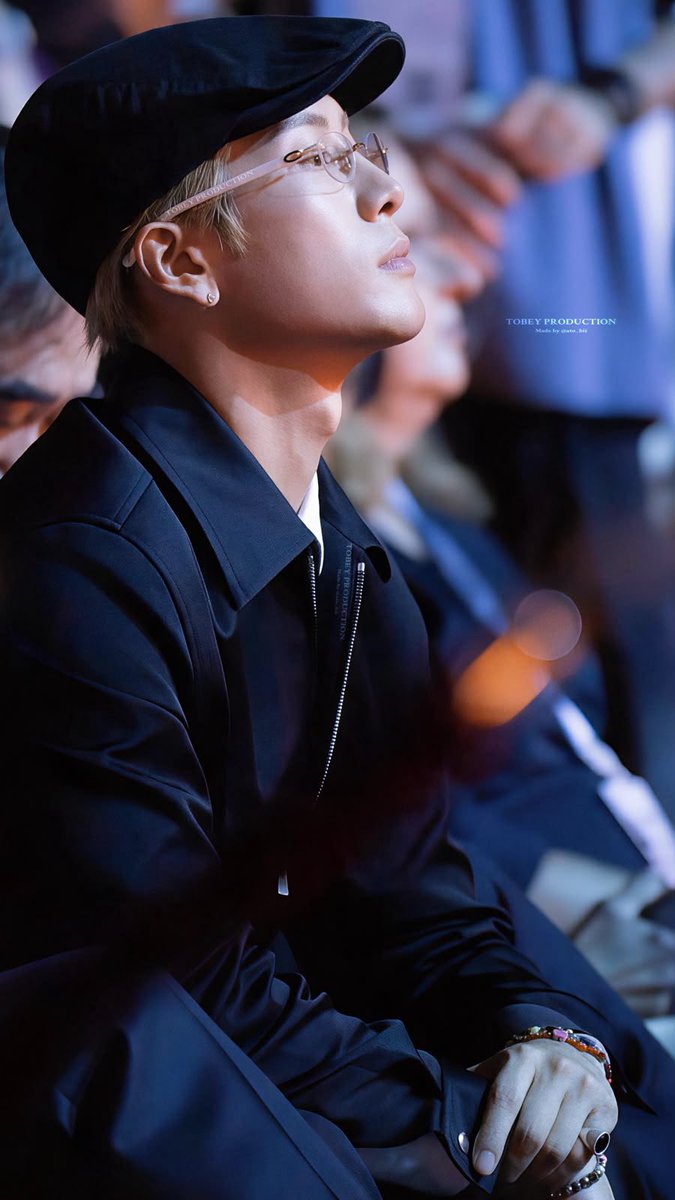 JWangTeamHK's tweet photo. Some more gorgeous pic from last night of @JacksonWang852 
Thank you ato_bii (with permission to post)
Part 2 
#JacksonWang 
#FIEAmbassadorJacksonWang https://t.co/WgoYzmOVQp