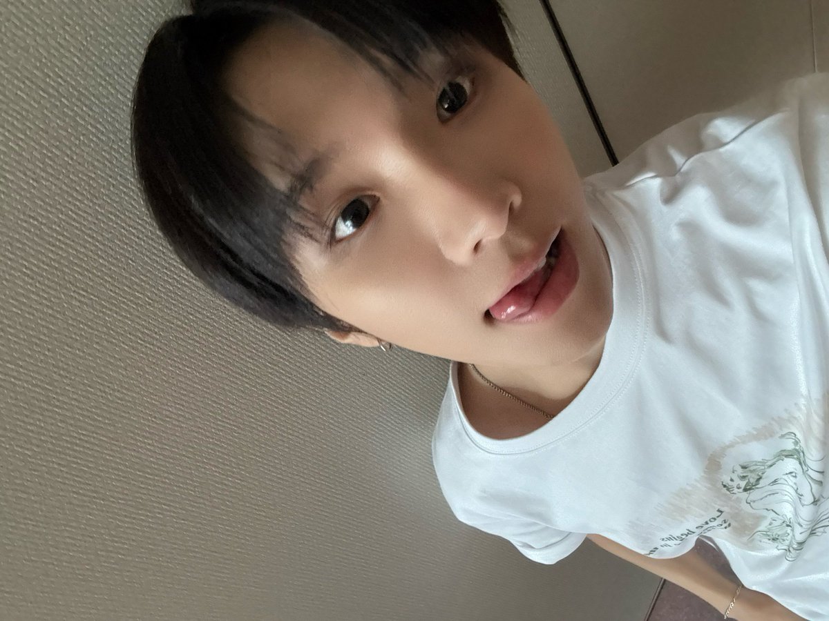 psh_2809's tweet photo. 운똥개 이 귀염둥이를 어쩌면 좋죠 https://t.co/hufocVlWec