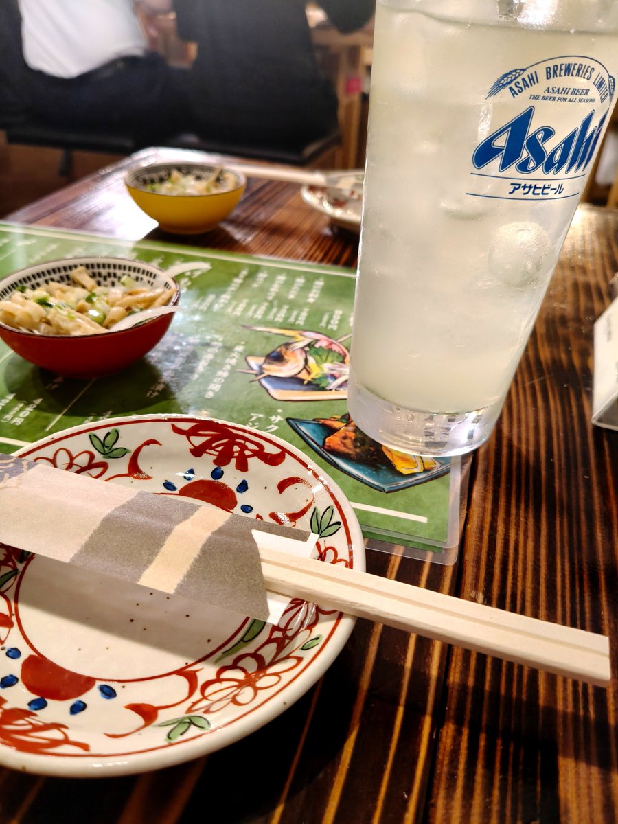 Burcanillo's tweet photo. 大体始めしか撮れない
すぐ食べる🥢 https://t.co/1a0Yuw5WAz