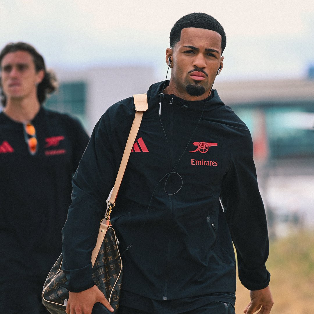 Arsenal's tweet photo. Getting set for Girona ✈️