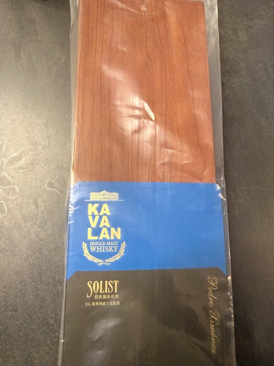 台湾🇹🇼のウヰスキー カバラン限定単一樽（352本のみ） Kavalan