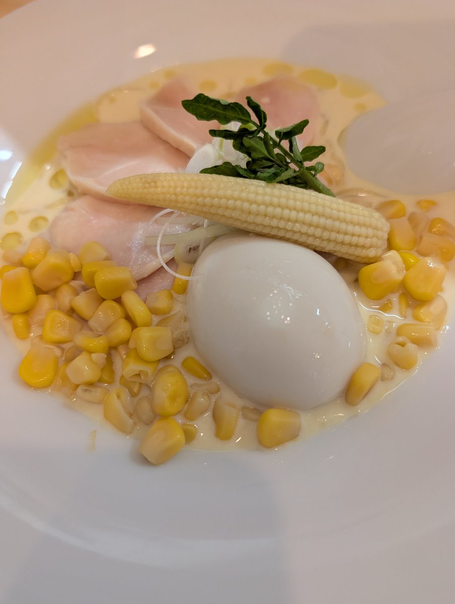BallParkTea's tweet photo. #浜松町 #大門 
 #吉法師 @KIPPOSHI21 
 #限定麺 #冷製トウモロコシ 
正に冷たいコーンスープラーメン🍜
麺にもご飯にも良く合います。さっぱり過ぎず、こってり過ぎず絶妙な美味しさ。冷し麺の替玉欲しかったくらい。
今回も美味しくお腹いっぱい、ごちそうさまでした😋 https://t.co/3WZWLVTpK7
