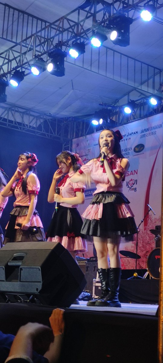 Salabror1's tweet photo. @officialJKT48 Makasih trainee https://t.co/Uc0ZnE9Kln