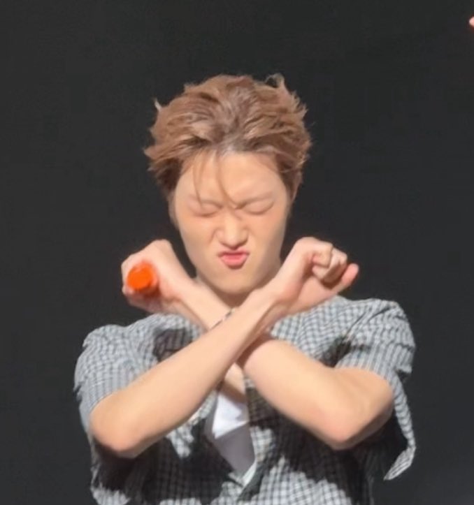 nicoontherice's tweet photo. 260726 サウンドチェック

😚🍊

#EJ #ウィジュ #의주 #andTEAM https://t.co/qk4xMmxi79