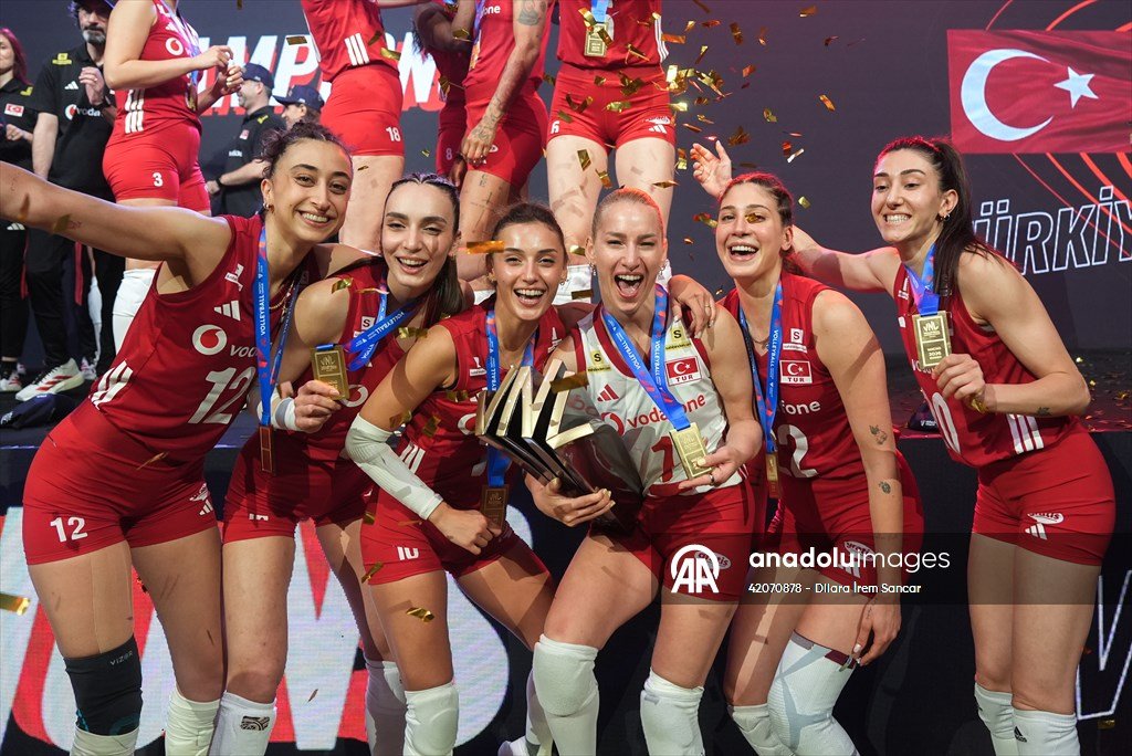 gibbybaris's tweet photo. 🇹🇷🏆 Filenin Sultanları https://t.co/gLvH2xiPmu