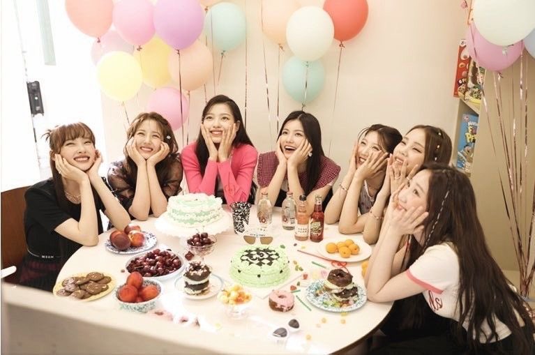 maeumka's tweet photo. happy 4 years to my favorite girls ever <3 i love u so much csr heres to many more years im going to cry u grew up so well
#4EverWithCSR
#CSR_4TH_ANNIVERSARY
#첫μ¬λ_4μ£Όλ
https://t.co/Kat8qQalMv