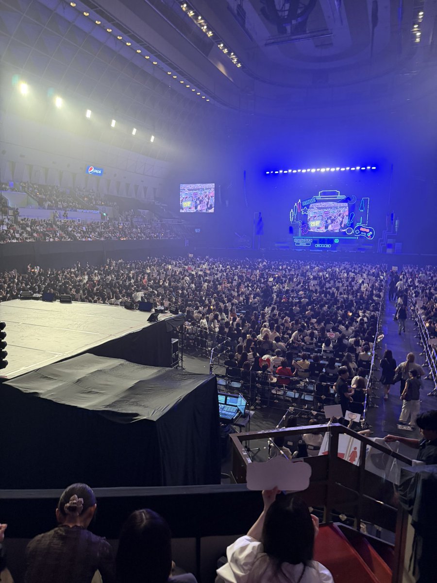 riizeeeeee0616's tweet photo. ペンミ神戸2日目参戦してきた！🧡
スタンドだったけどバクステ目の前で
スタトロも間近で見れて神席だった🫶
次の現場が決まってないから早くツアー予定ください🙏 https://t.co/0Kj03Aw09q