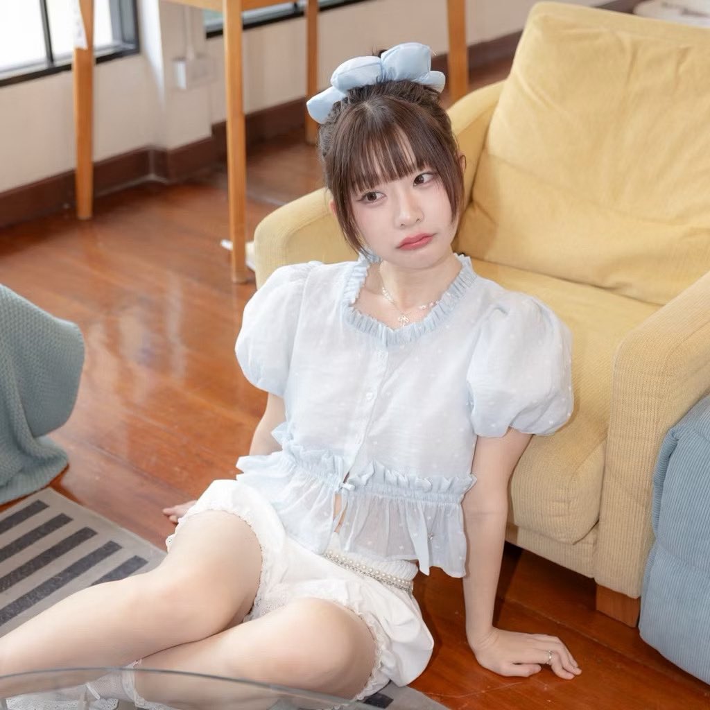 lmsforsell's tweet photo. @shhhpeekaboo นี่เลยค้าบ เสื้อฟ้าโทนพาสเทล น่ารักมากค่ะ 🩵

https://t.co/XG6VDuxn0d
https://t.co/Q0ovKsvfh1
https://t.co/emO758QPai
https://t.co/IAGSiLXEWo https://t.co/ljl8IG9OEL