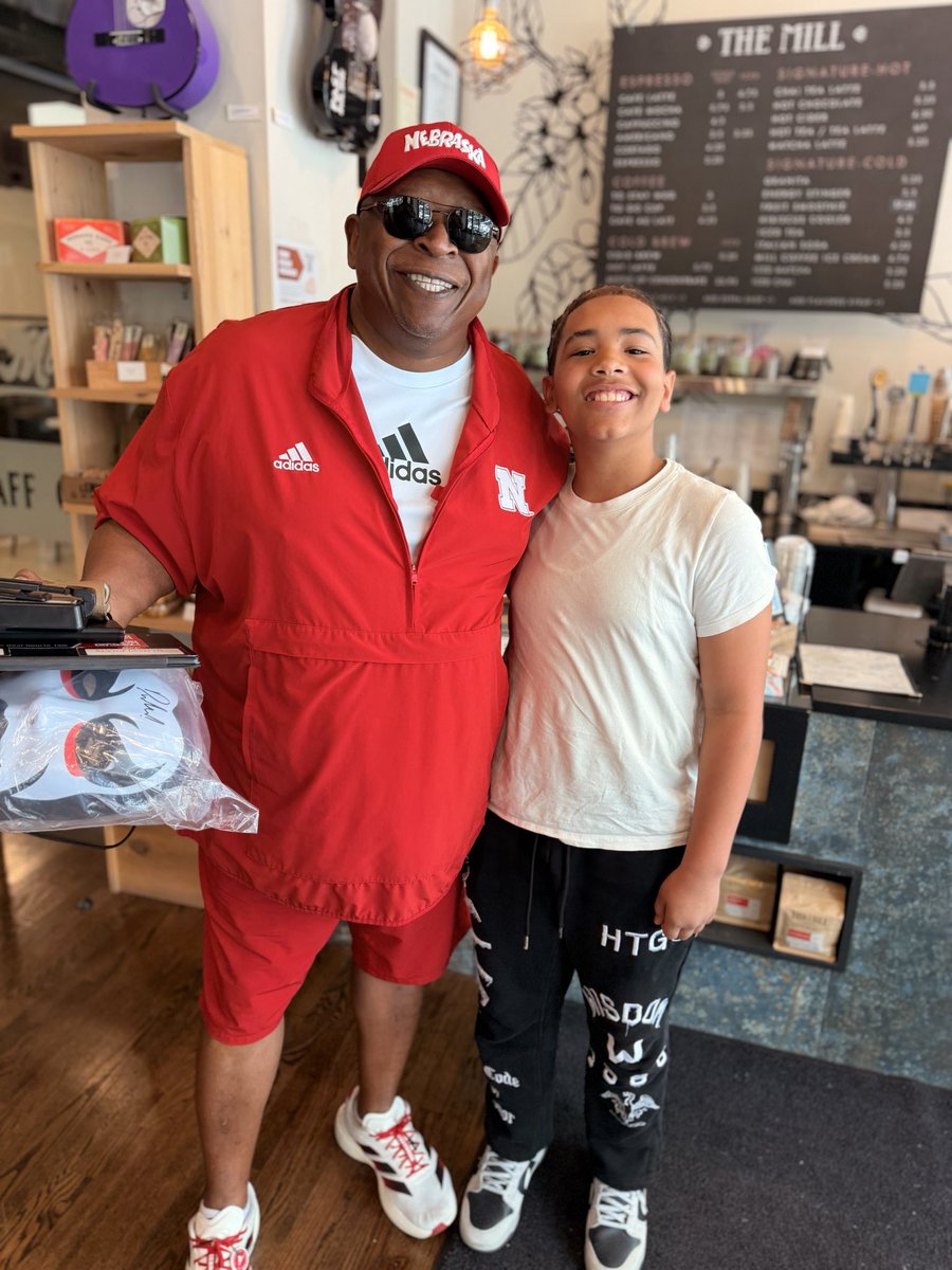 PeteFergusonBHS's tweet photo. A rising seventh grader… but after listening to him, you’d think you were hearing from someone with the presence and perspective of a seasoned CEO.

Bobby La’Ge brought knowledge, poise, humility, and insight that far exceeded his years. His conversation is one worth making time for.

Take a listen—and remember the name.

I can confidently say this won’t be the last time you hear from or about this remarkable young man.  @937TheTicket @Harrison24a