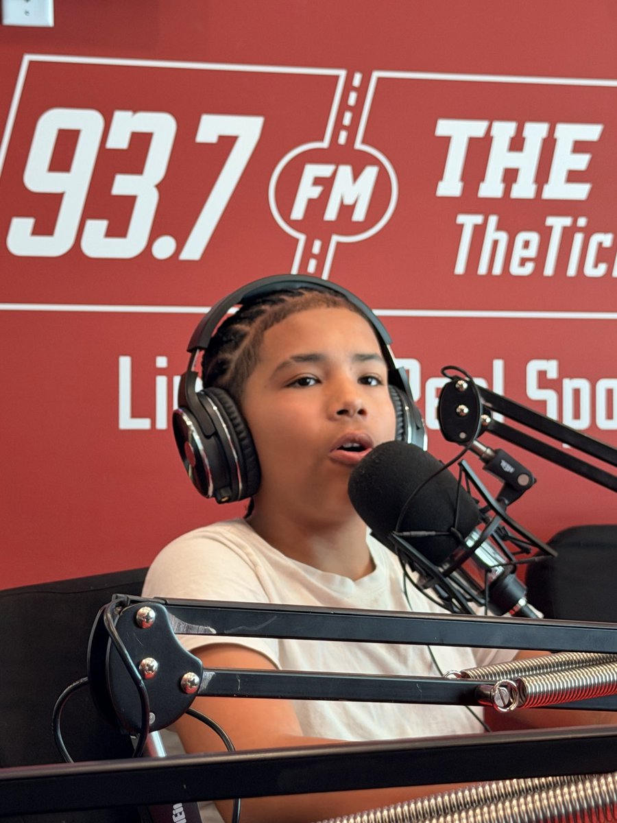 PeteFergusonBHS's tweet photo. A rising seventh grader… but after listening to him, you’d think you were hearing from someone with the presence and perspective of a seasoned CEO.

Bobby La’Ge brought knowledge, poise, humility, and insight that far exceeded his years. His conversation is one worth making time for.

Take a listen—and remember the name.

I can confidently say this won’t be the last time you hear from or about this remarkable young man.  @937TheTicket @Harrison24a