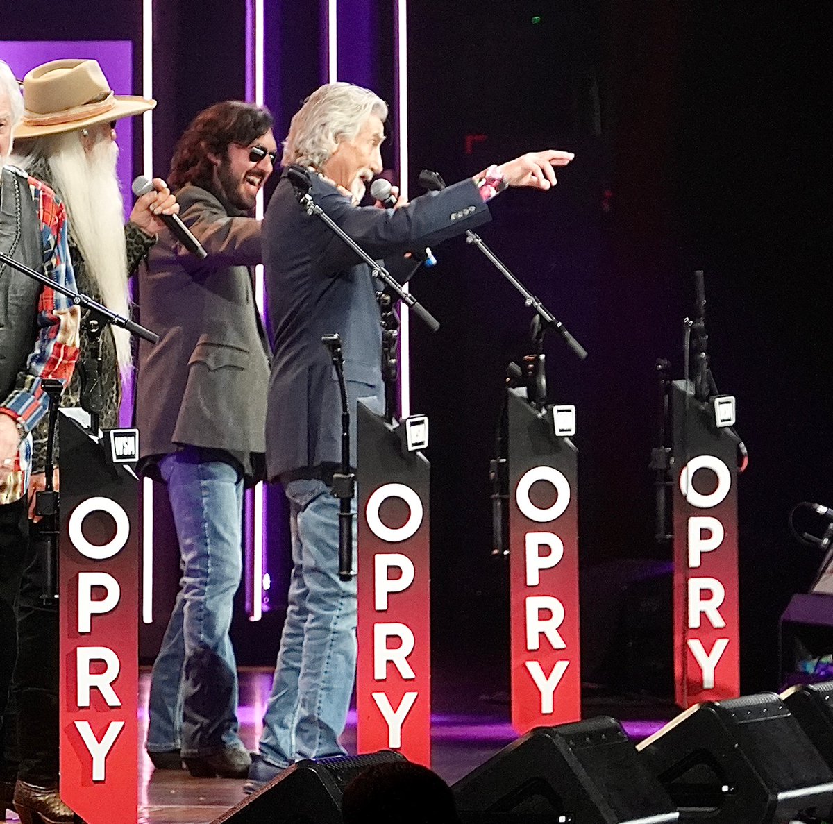 oakridgeboys's tweet photo. More great @opry shots from @jonmir! Saturday night at the Opry! https://t.co/1y5C2QxzNk