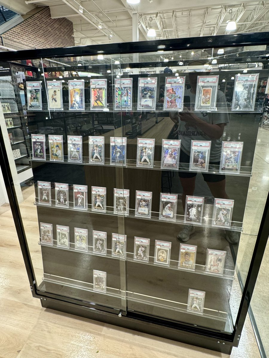 mikbaer's tweet photo. genuinely impressed with the card section at this Dick’s House of Sport https://t.co/2CIZ2wxCqm