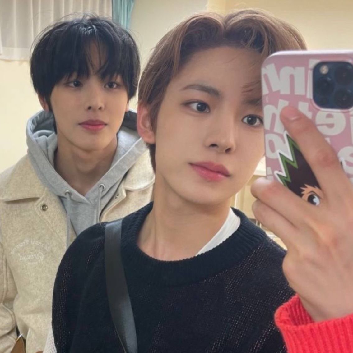 예딤 tweet media