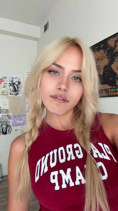 OfWolfyPrincess's tweet photo. @AnAbandonedKin //daughter of Prince John or the daughter of Shere Khan or the daughter of Honest John? https://t.co/ZBVhuY3Fhx