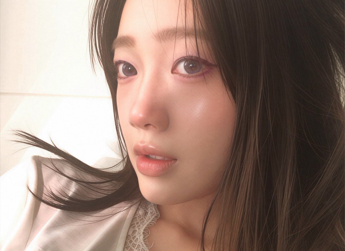 Pennynqo's tweet photo. @Sweet_xst 感觉今天这个妆特别有人妻感 https://t.co/tv5gdc5Yr0