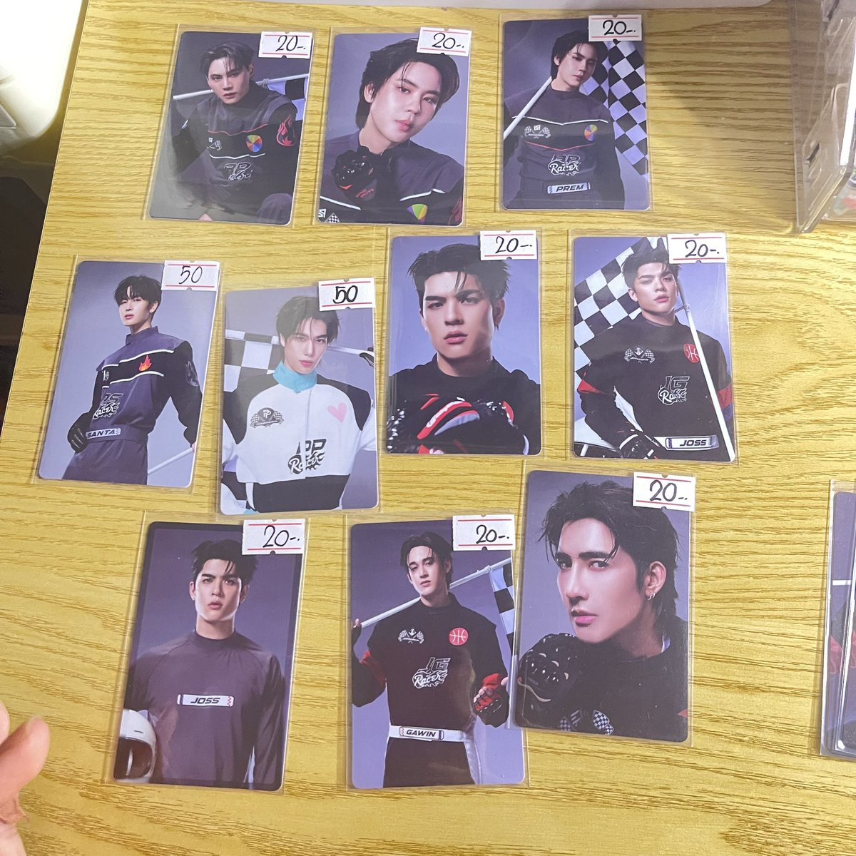 JunjaeM_02's tweet photo. พร้อมส่ง/wts💖🌟
การ์ดLOL 2026

[ราคาตามภาพ] 
📮ค่าส่ง40฿ (พื้นที่ห่างไกล/ท่องเที่ยว+30฿)

ทักแล้วห้ามยกเลิกทุกกรณี‼️
ไม่รับผ่อน/จอง/มัดจำ📌✨

สนใจdmมาได้เลยนะคะ🌟

#ตลาดนัดgmmtv #ตลาดนัดเฟิร์สข้าวตัง #ตลาดนัดเอิร์ทมิกซ์ #ตลาดนัดจุงดัง #ตลาดนัดฟอสบุ๊ค #ตลาดนัดจิมมี่ซี https://t.co/5V4j8D3Z6R