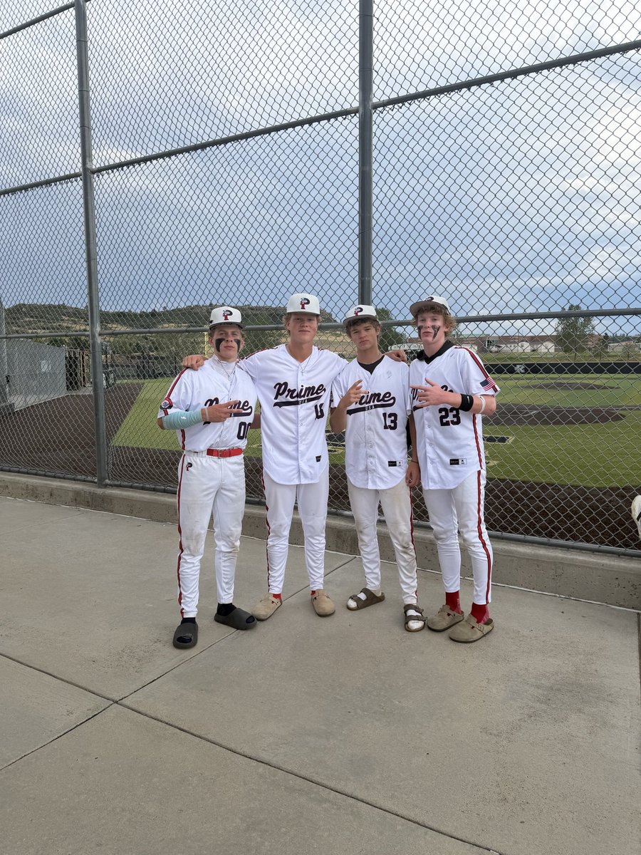 luke_guest10's tweet photo. USA Prime Recruits Colorado Summer Classic 
13-2 W over the Blackbirds 18u team with great team effort! In the park HR and a triple on the day! Love playing with these guys @jensenlederhos #uncommitted #2028grad #collegebaseballbound #BaseballTwitter #baseball https://t.co/OLxw7XpyQr