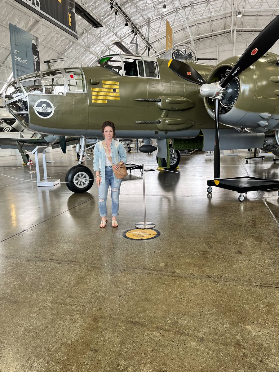 HistoryChick41's tweet photo. Well guess who is back after a long hiatus. It’s ME!!! #militaryhistory https://t.co/tIJTE9w8w9