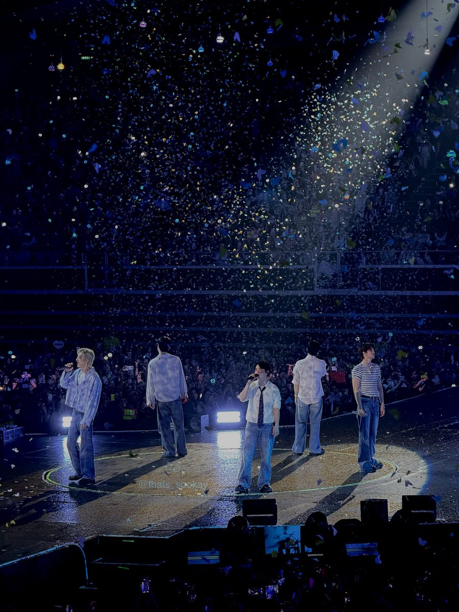 thats_sookay's tweet photo. ❤️TILL WE MEET AGAIN❤️

#EXhOrizon #EXhOrizon_in_Singapore #EXhOrizoninSG #EXO @weareoneEXO https://t.co/S6UUVpgXye