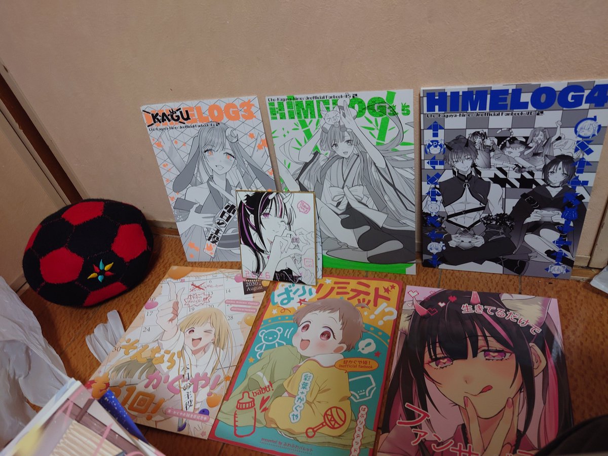 Alicecat_luna's tweet photo. #ぱんたべ
@今日の戦利品！
いいくにさんの色紙くじ！
絵が好きだからめっっっっちゃうれしかった！！！
あと、パンたべ行った人はご存知
月人ヘッドです。
そうです。これを持って仕事に行きました。ご飯も食べに行きました。

俺何をしてるんだろ
続きの戦利品はリプに https://t.co/ZJVXMIQ3uI