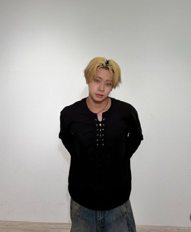5ten_idol's tweet photo. もはや高級ペルシャ猫 https://t.co/GQq48X1LuB