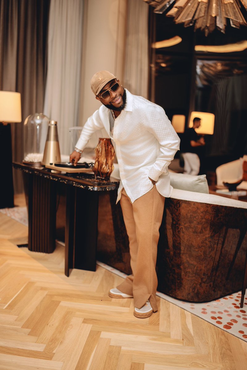 davido's tweet photo. ALBUM WEEK https://t.co/Gk150abXY6