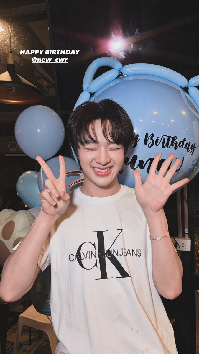 lius2i's tweet photo. Enjoy it so much, my cutie. 💘
Genuine happiness suits you the most.

⋆.𐙚 ̊ @CwrNew ▪︎ #NuNew  /•᷅•᷄\੭ https://t.co/DB4P3OkjJI