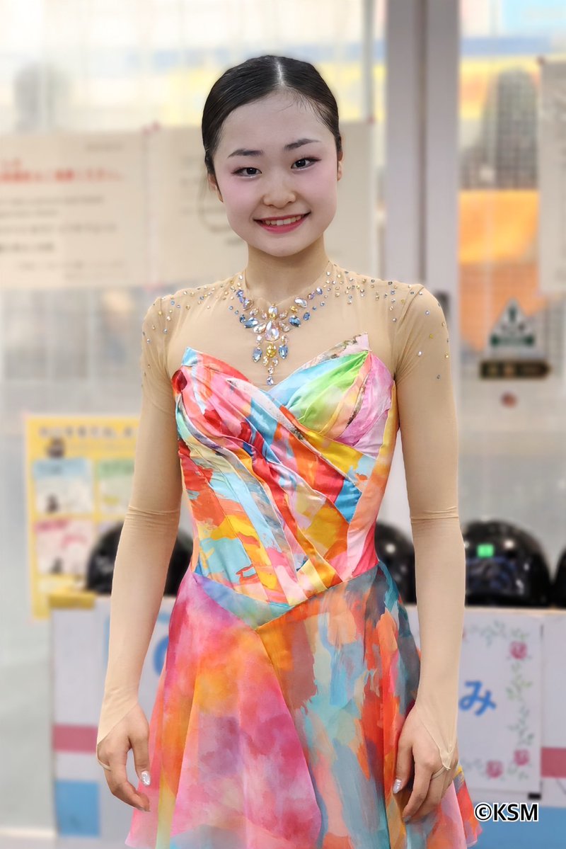 KSM2023KSM's tweet photo. #島田麻央 選手
シニア初戦で初優勝🏆

名古屋市スケート競技会
#みなとアクルス杯 
FS⛸️
143.68 

総合:221.97
で優勝致しました🥇

常に挑戦者の気持ちで
大技にも挑戦⛸️
#必殺仕事人

真っ白な氷上で
新しい衣装のように
色とりどりの麻央色を
魅せてくれました🩵🩷💛💚🧡

🐟TEAM MAO🐟
#木下グループ
#Noevir
#Nike
#miraism 
#宗家源吉兆庵 
#島田家🏠
#コロマル🐶

#いつも心にハンギョドン