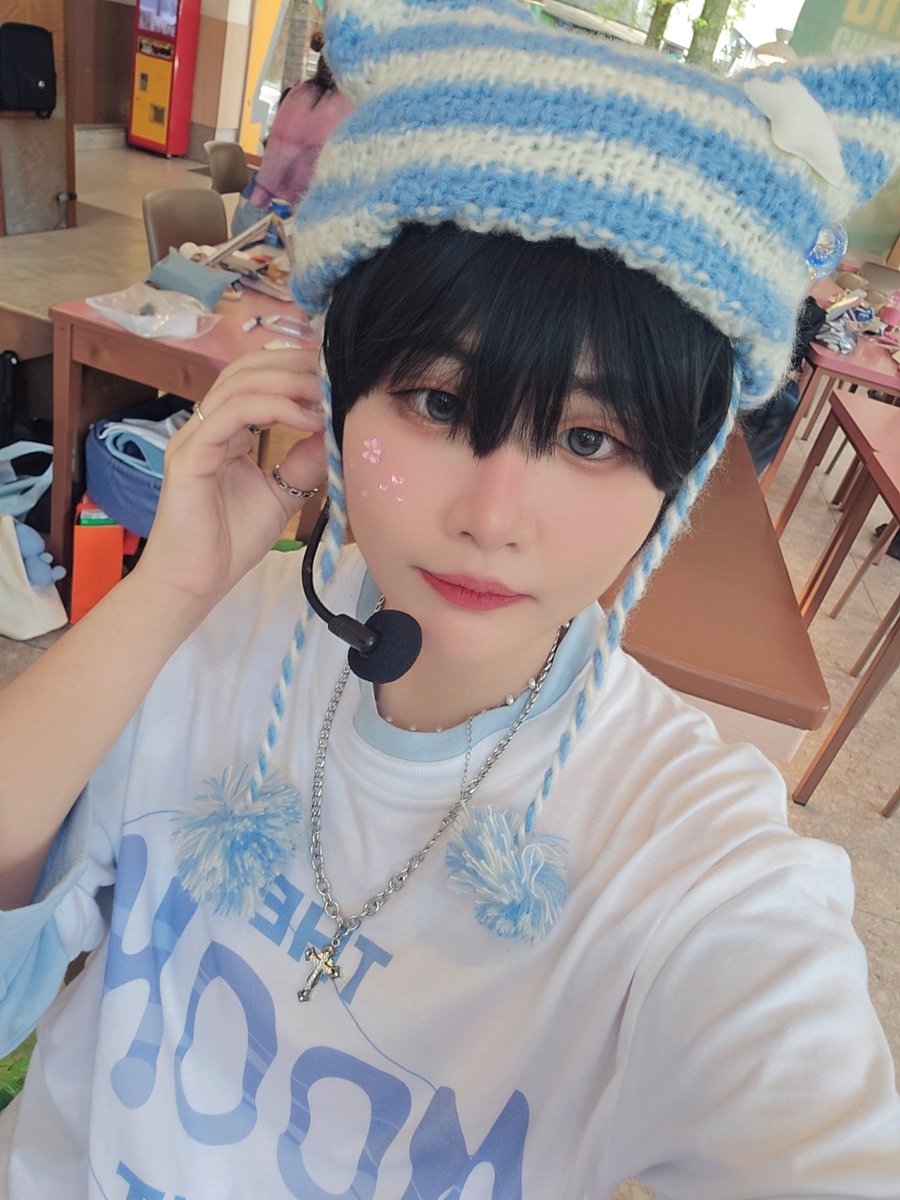 chae_RI_cos's tweet photo. 스파클즈 팀코 날씨가 너무 더웠지만 시간 가는줄 모를 정도로 재밌었다 히히❤️ https://t.co/4q8MvaEiKS
