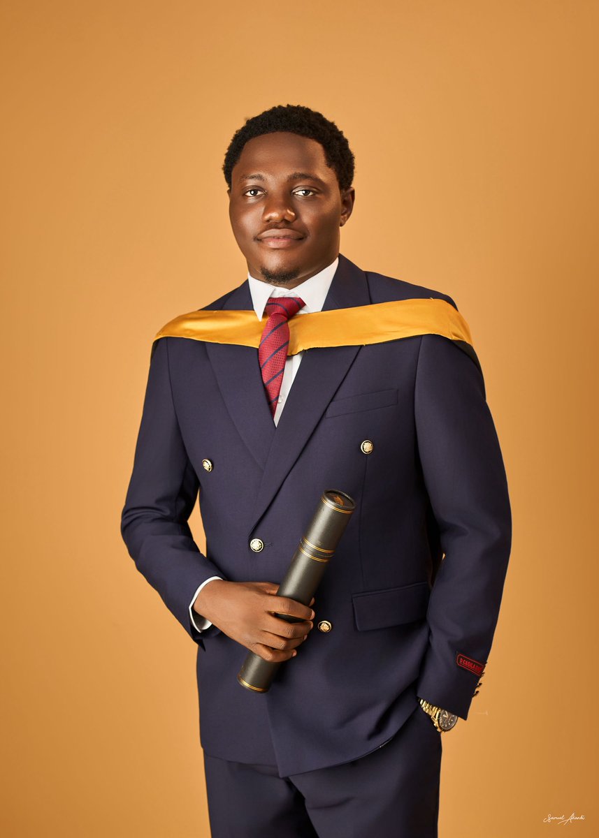 LAStkenpaCHiii's tweet photo. On this day, a week ago,  I graduated
Cheers to RN, RM, BNSC OLANREWAJU 🎉🙏 https://t.co/DYZ3Z6SIdh