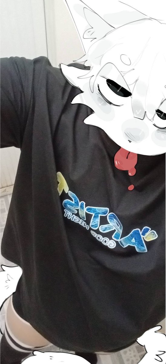 Mekiowo's tweet photo. for no reason https://t.co/xhMl6sO6Yk