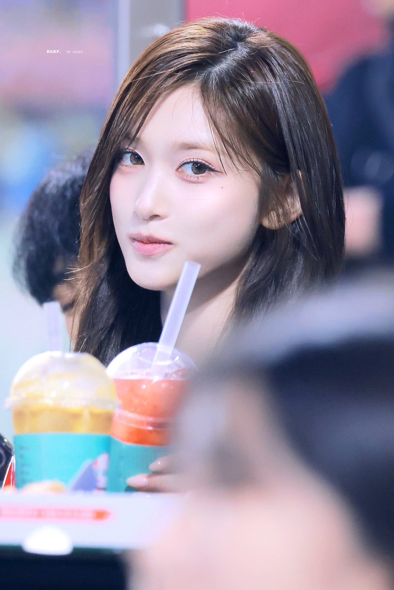 silky_ls's tweet photo. 260507 #IVE #아이브 #LEESEO #이서 #イソ @IVE_twt https://t.co/tCGoaV0GRn