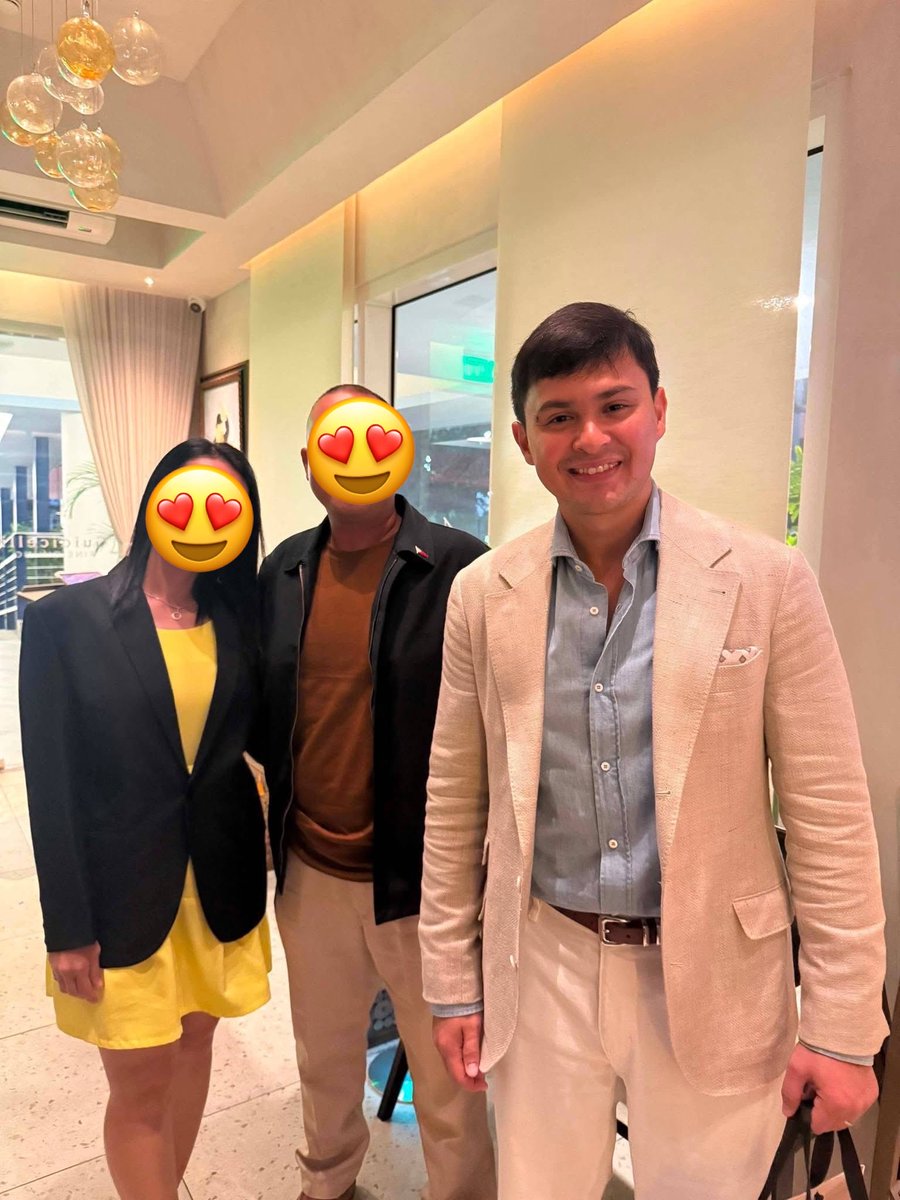 xbuttercoconut's tweet photo. Ashmatt today 💙😍 https://t.co/Df5LGgyjDI