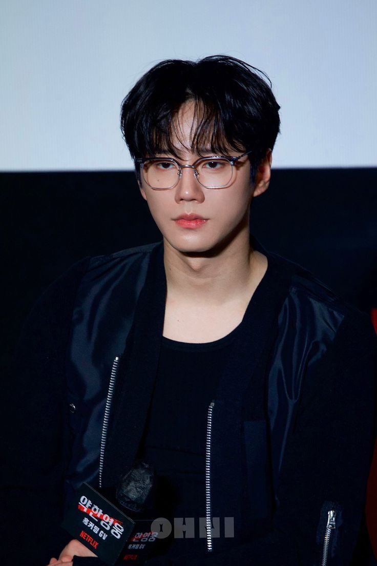남라 tweet media
