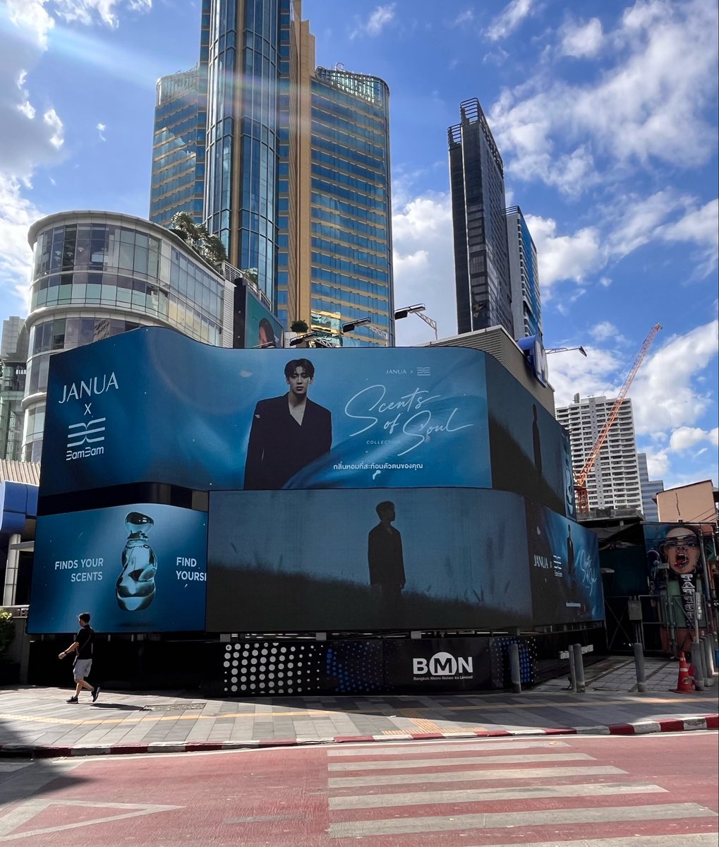 diasaone_A's tweet photo. Check in 📍 แยกอโศก 🩵✨🍃

#BamBam #뱀뱀
#JANUAXBamBam
#JANUASCENTSOFSOUL
@BamBam1A @hellojanua https://t.co/GDS7XcsPxK