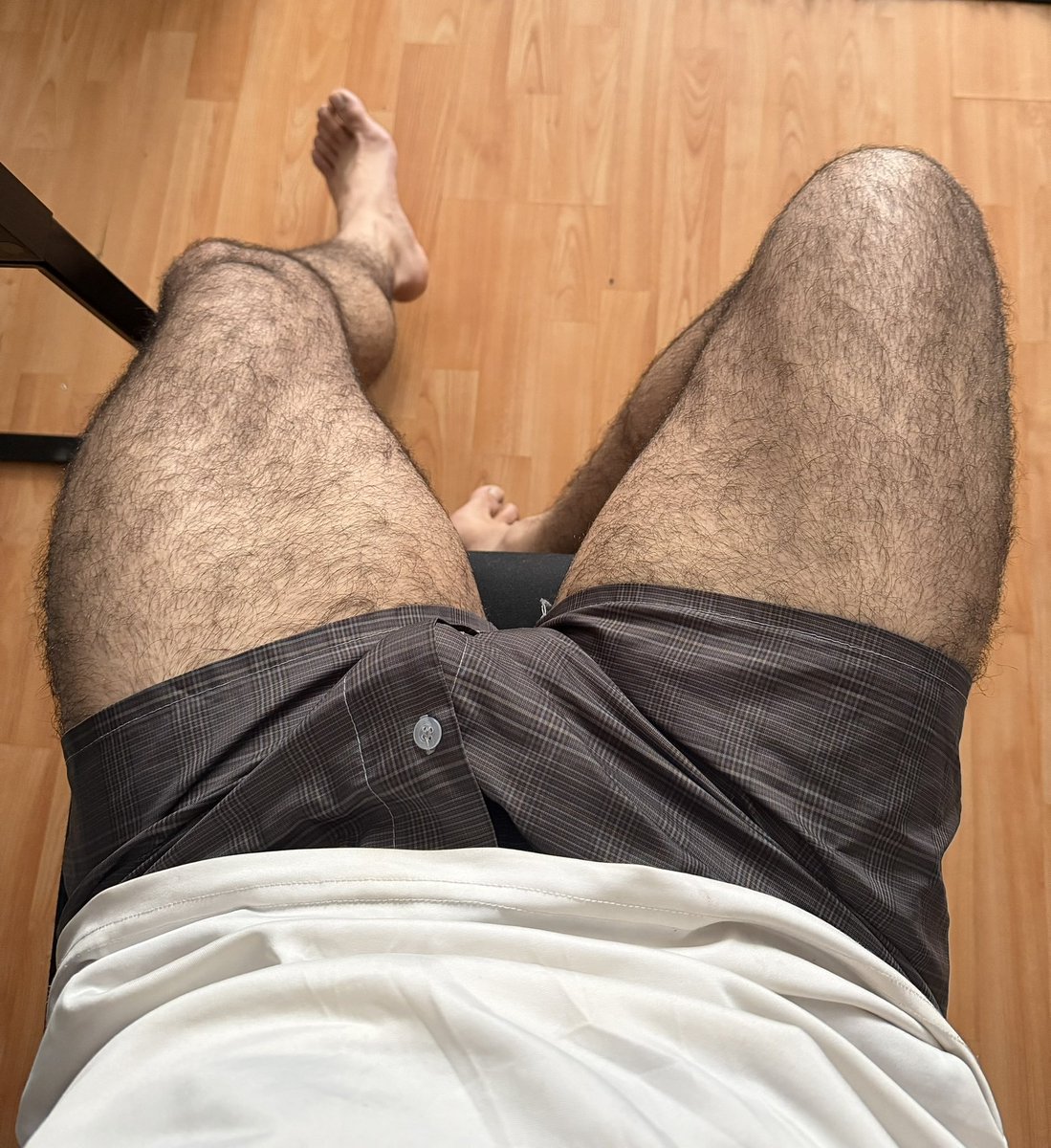 AlphaVander_'s tweet photo. Damn hot in here. Maybe I'll shave, would it help? https://t.co/xKvDYbi8BH